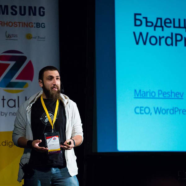 Mario Peshev on stage at WordCamp